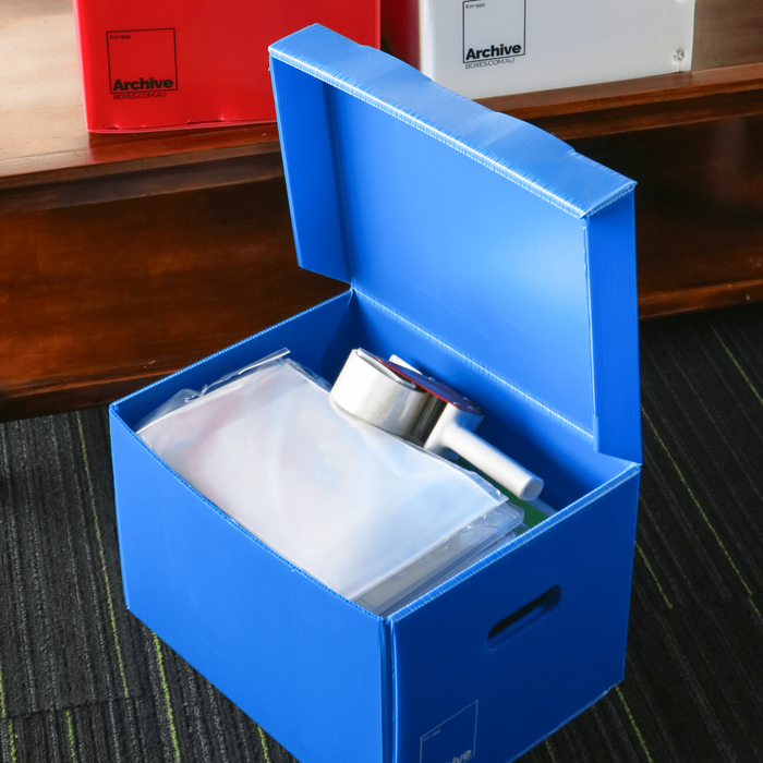 A4 archive box with a lid, designed for efficient document storage and protection.