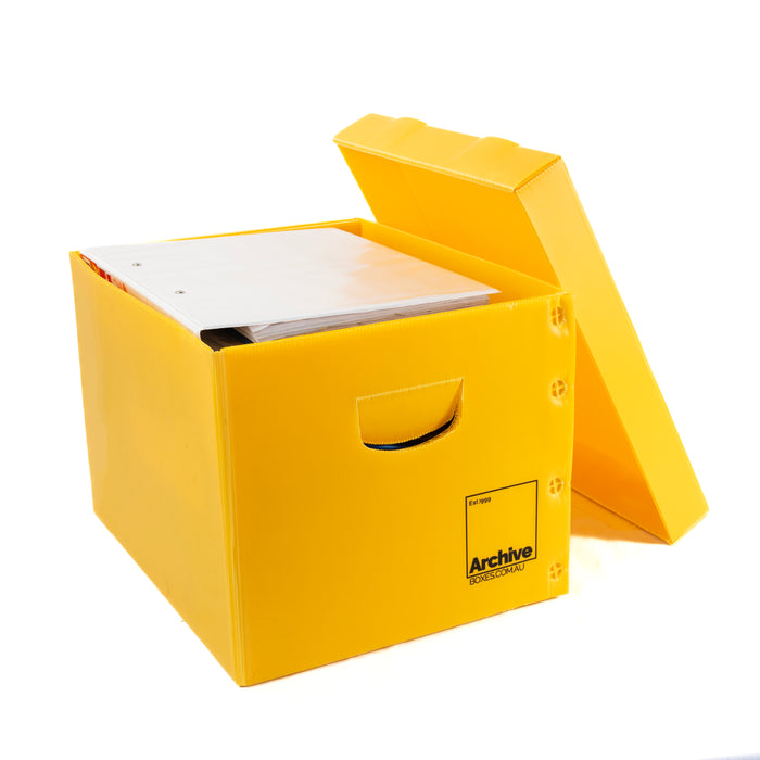 A4 archive box with a lid, designed for efficient document storage and protection.